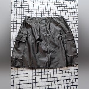 NY Invasion Black Cargo Mini Skirt New Size Medium